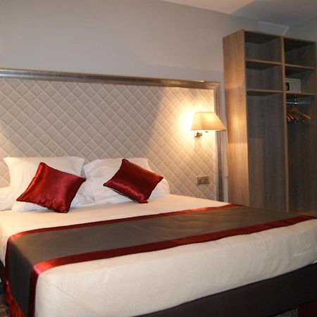 Hotel d'Amiens Parijs Kamer foto